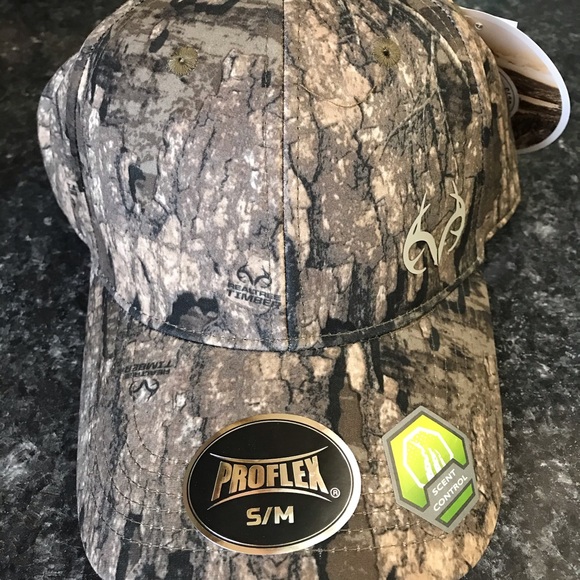 Realtree Other - Men’s Camo hat